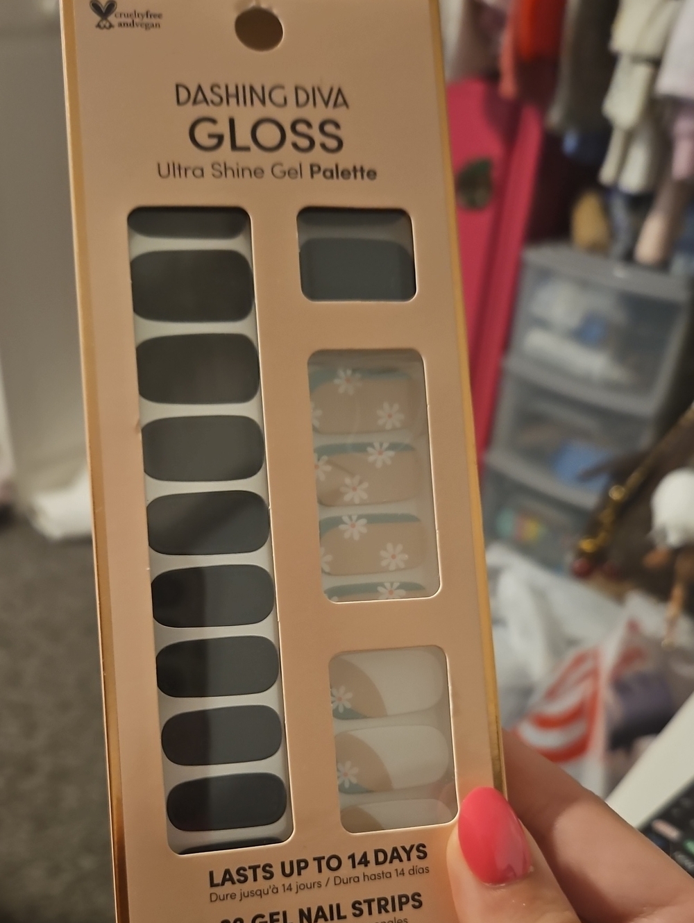 Dashing Diva Gloss Ultra Shine Gel Palette Nail Strips - Black & Nude Floral